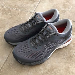 Women’s ASICS Gel Kayano 25 Running Shoes SZ US7.5